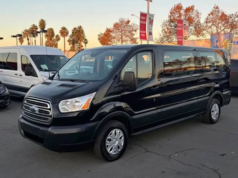 Used 2019 Ford Transit 350 XLT image 2