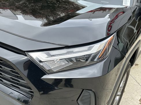 Certified 2022 Toyota RAV4 XLE w/ Convenience Package AWD/4WD image 11
