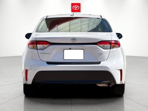 New 2026 Toyota Corolla LE FWD image 4