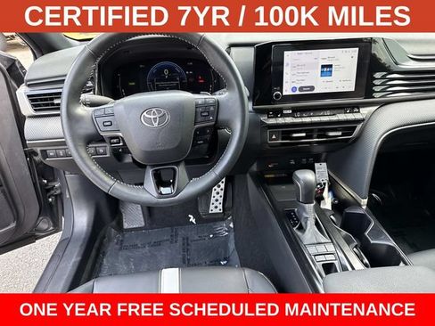 Used 2025 Toyota Camry SE w/ Convenience Package FWD image 17