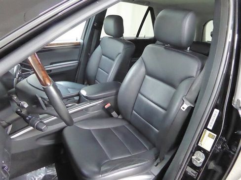 Used 2010 Mercedes-Benz ML 350 4MATIC image 17