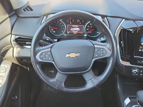 Used 2021 Chevrolet Traverse LT AWD/4WD image 12