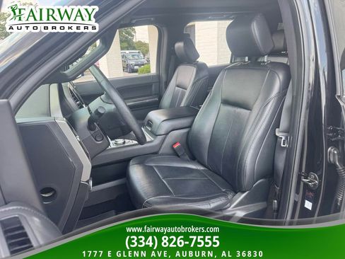 Used 2019 Ford Expedition XLT w/ Equipment Group 202A image 10