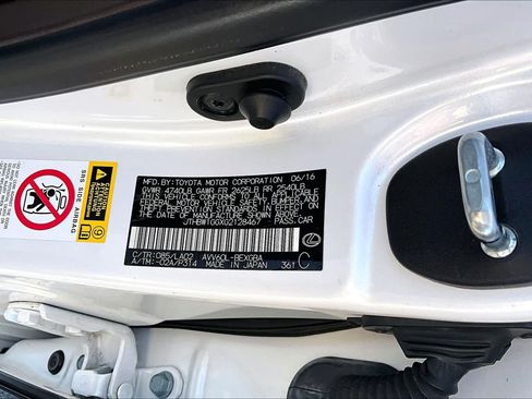Used 2016 Lexus ES 300h w/ Navigation System Package FWD image 36