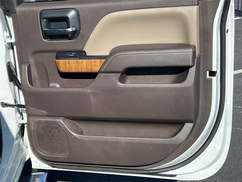 Used 2017 GMC Sierra 1500 SLT image 18