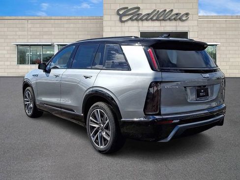 New 2026 Cadillac Vistiq Sport image 4