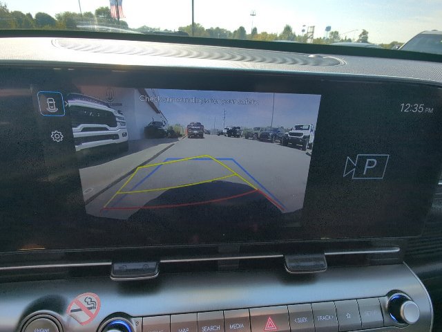 Used 2025 Hyundai Kona SEL FWD image 19