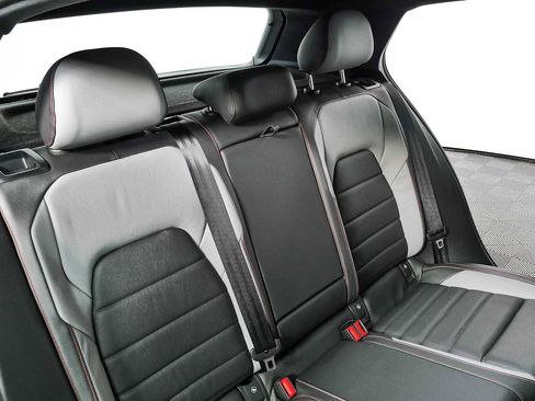 Certified 2024 Volkswagen GTI Autobahn FWD image 27