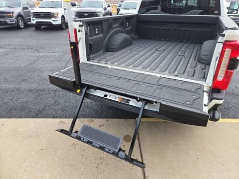 New 2025 Ford F350 Lariat w/ Lariat Ultimate Package AWD/4WD image 6