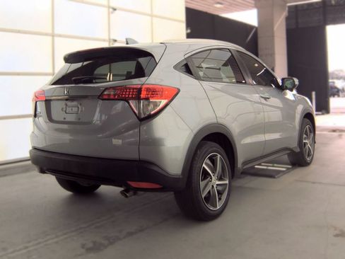 Used 2021 Honda HR-V EX image 6