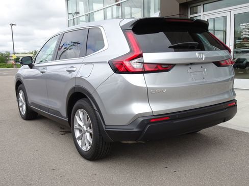 Used 2025 Honda CR-V EX-L image 3