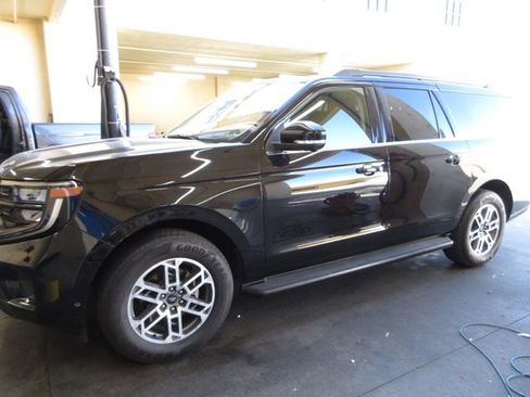 Certified 2025 Ford Expedition Max Active RWD image 1