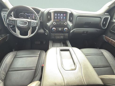 Used 2022 GMC Sierra 1500 Denali w/ Denali Premium Package AWD/4WD image 15