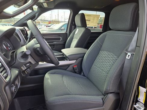 New 2026 RAM 2500 Big Horn AWD/4WD image 14