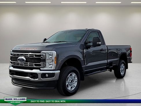 Used 2025 Ford F350 XLT w/ 360-Degree Camera Package image 4