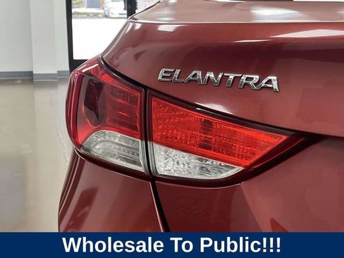 Used 2013 Hyundai Elantra GLS w/ Preferred Pkg FWD image 11