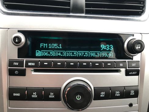 Used 2011 Chevrolet Malibu LT w/ Power Convenience Package image 10