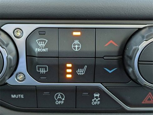 New 2026 Jeep Gladiator Sport image 25