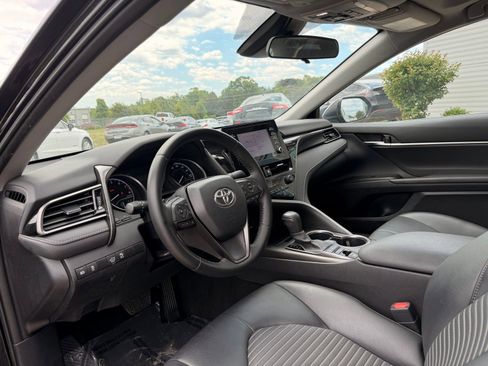 Used 2023 Toyota Camry SE AWD/4WD image 17