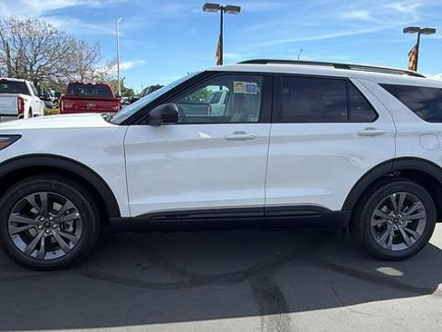 New 2026 Ford Explorer Active w/ Active Comfort Package image 7
