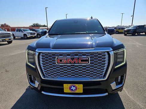 Used 2022 GMC Yukon Denali image 8