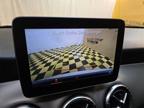 Used 2019 Mercedes-Benz CLA 250 image 31