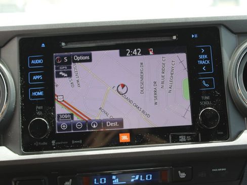 Used 2019 Toyota Tacoma TRD Pro AWD/4WD image 19