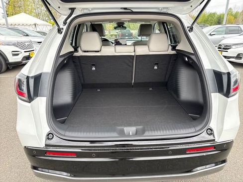 New 2026 Honda HR-V EX-L image 13