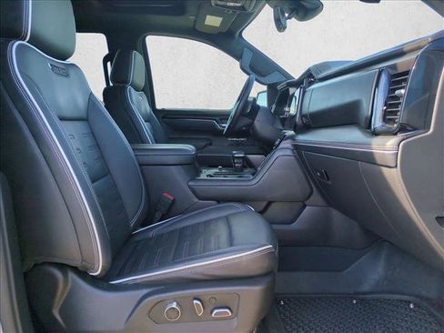 Used 2024 GMC Sierra 1500 AT4X image 19