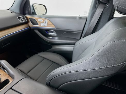 Used 2025 Mercedes-Benz GLE 350 4MATIC image 26