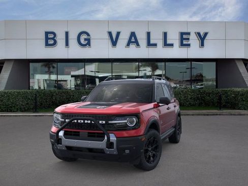 New 2025 Ford Bronco Sport Outer Banks w/ Sasquatch Outer Banks Package image 2