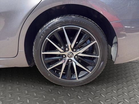 Used 2022 Toyota Camry SE FWD image 25