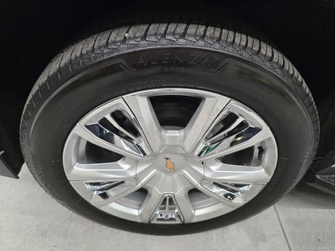 Used 2021 Chevrolet Tahoe High Country AWD/4WD image 10