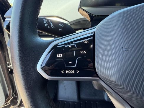 Used 2023 Volkswagen ID.4 Pro S AWD/4WD image 31