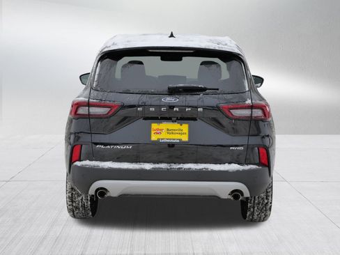 Used 2023 Ford Escape Platinum image 6