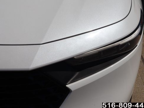 Used 2023 Honda Accord LX image 9
