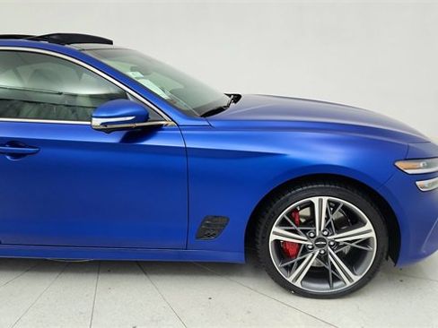 Used 2025 Genesis G70 3.3T Advanced w/ Sport Prestige Package image 8