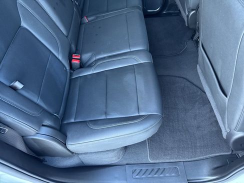 Used 2024 GMC Sierra 1500 SLT image 13