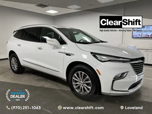 Used 2024 Buick Enclave Premium image 1