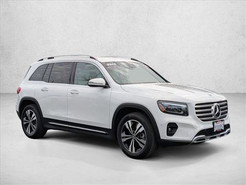 Certified 2025 Mercedes-Benz GLB 250 GLB 250 image 3