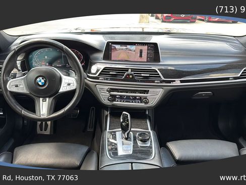 Used 2020 BMW 750i xDrive w/ Executive Package image 36