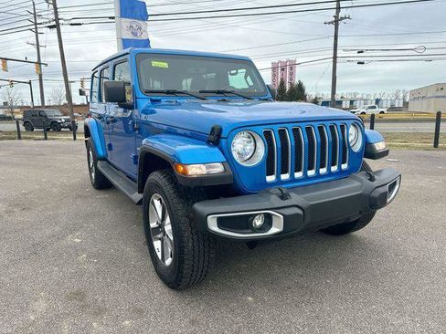 Certified 2022 Jeep Wrangler Unlimited Sahara w/ Cold Weather Group image 11