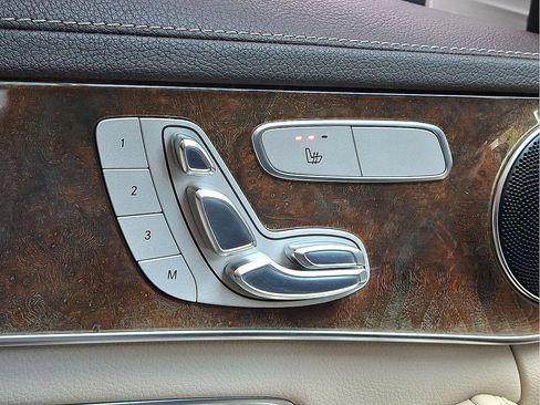 Used 2017 Mercedes-Benz C 300 4MATIC Sedan image 25