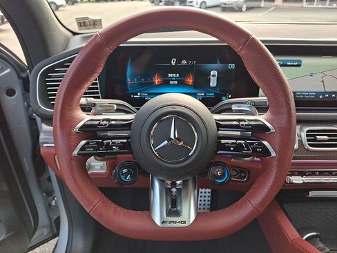 Used 2026 Mercedes-Benz GLS 63 AMG 4MATIC image 19