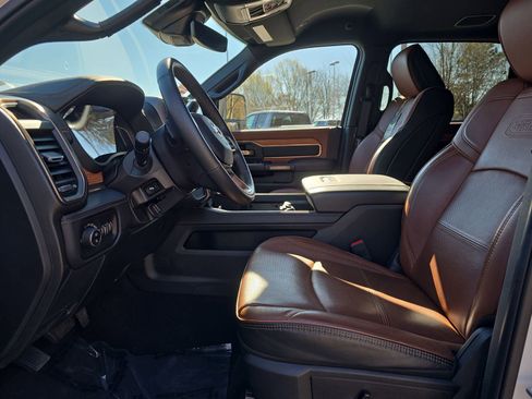 Used 2024 RAM 2500 Limited w/ Safety Group image 16