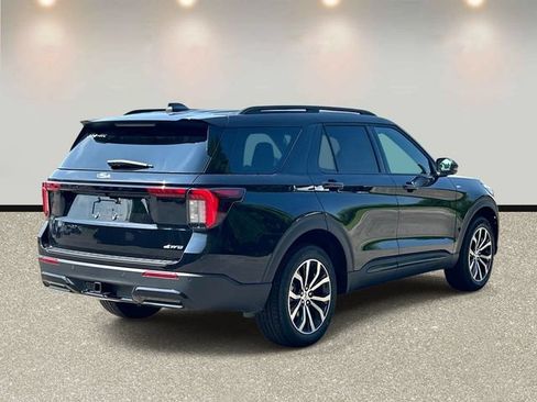 New 2026 Ford Explorer ST-Line AWD/4WD image 5
