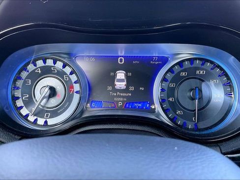 Used 2023 Chrysler 300 S image 22