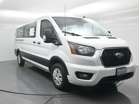Used 2023 Ford Transit 350 XLT RWD image 50