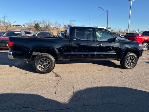 Used 2023 Toyota Tacoma 4x4 Double Cab image 9