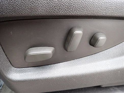 Used 2015 GMC Sierra 1500 Denali AWD/4WD image 12